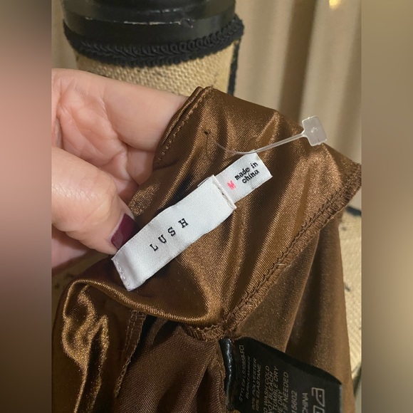 New LUSH ruched pencil skirt - Picture 11 of 14